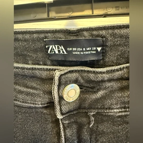 Zara Skinny Jeans - Picture 4 of 5